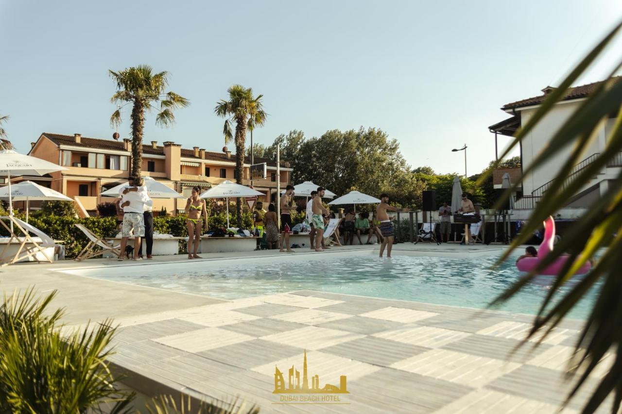 Dubaibeachotel Llido Degli Estensi Exterior foto